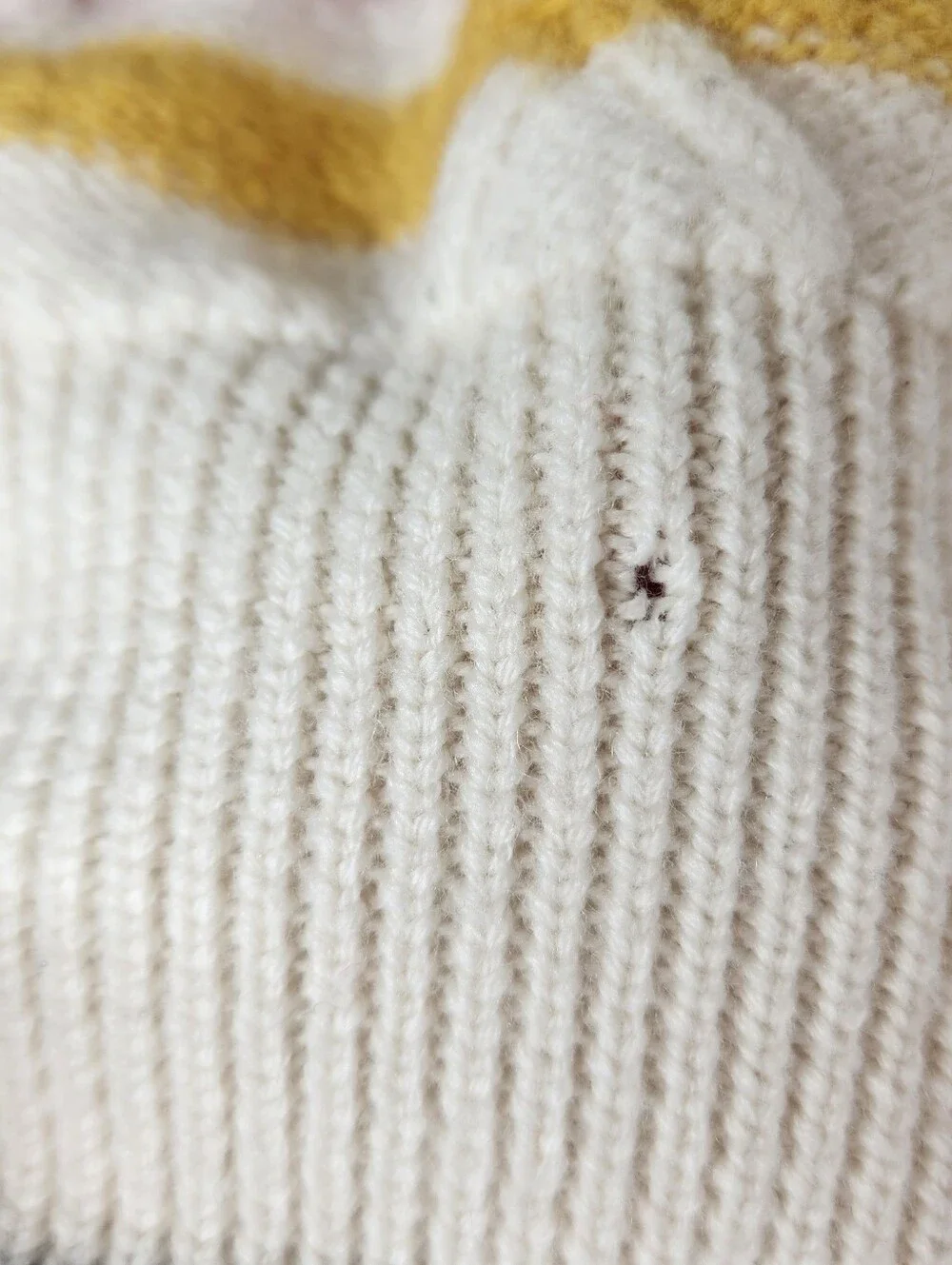 Pendleton Youth OS Merino Wool Striped Knit Beanie (Flaws)